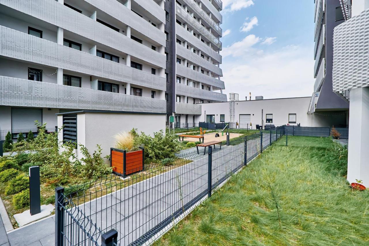 Apartment Wroclaw Sikorskiego With Free Garage By Renters Prestige Exterior foto