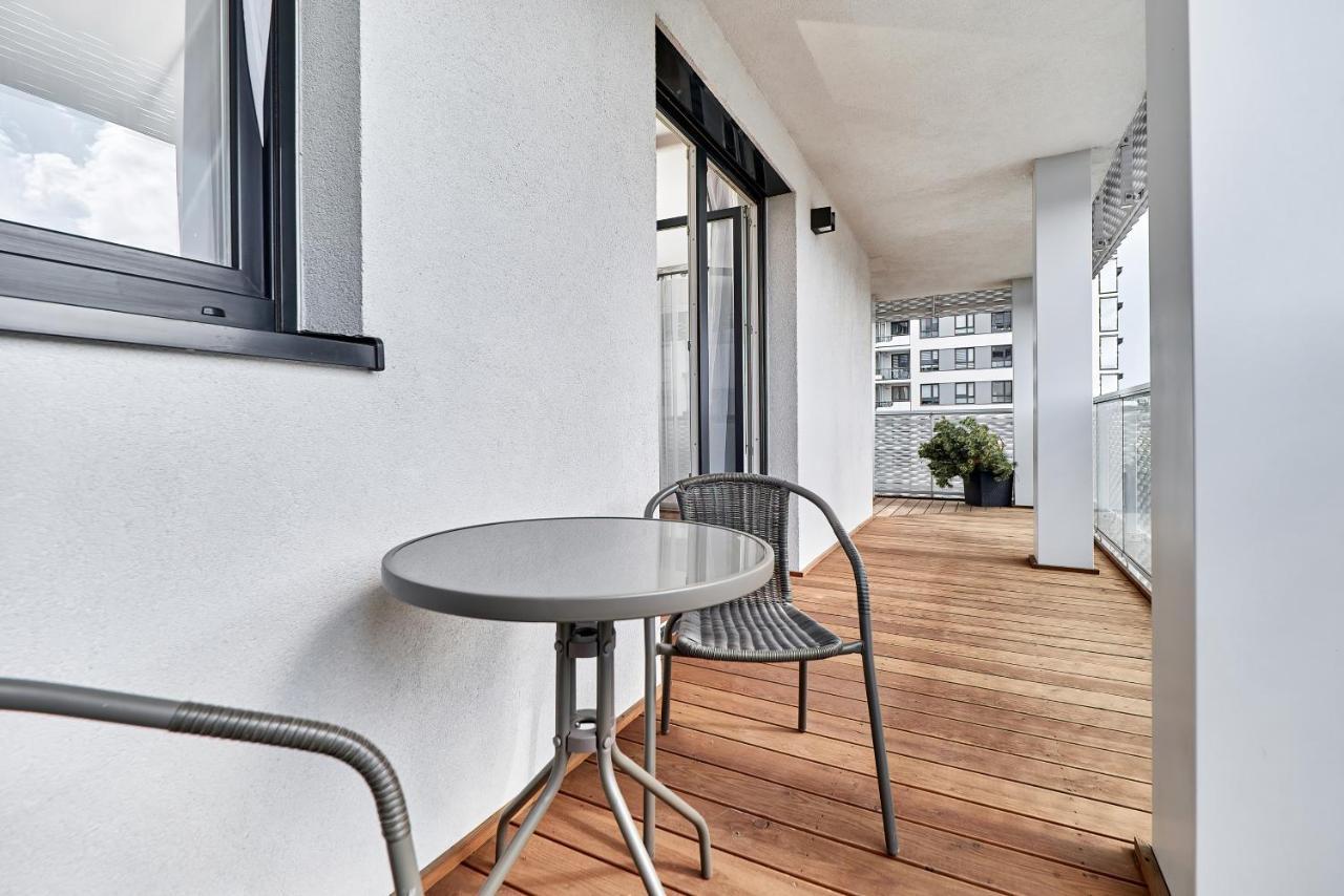 Apartment Wroclaw Sikorskiego With Free Garage By Renters Prestige Exterior foto